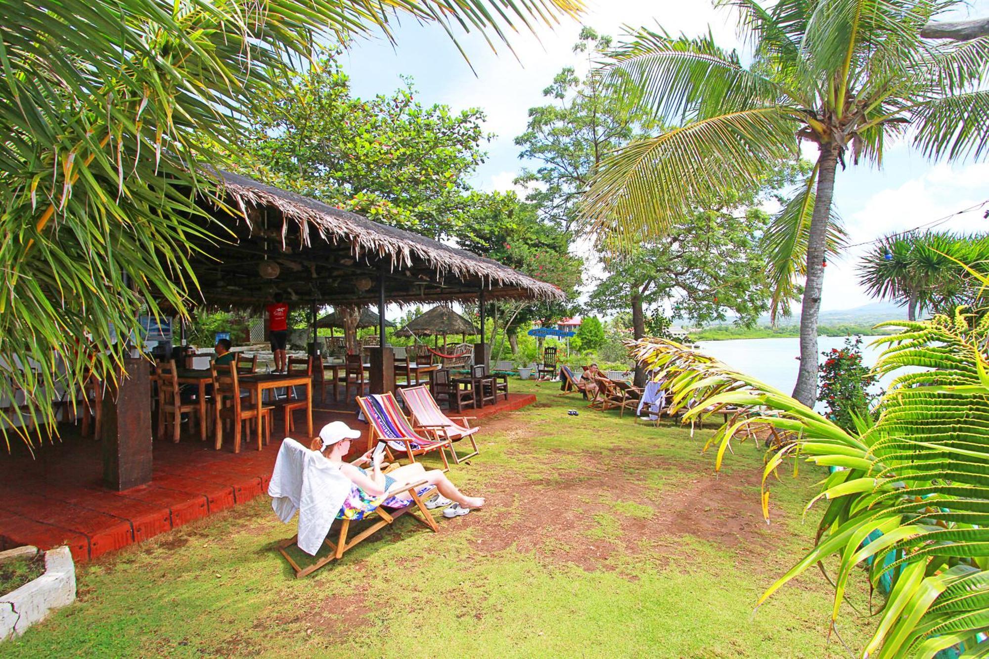 Sambag Hideaway Bungalows Моалбоал Екстериор снимка